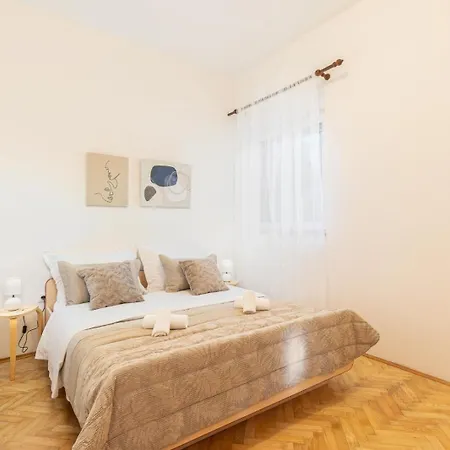 Neva Apartamento Split